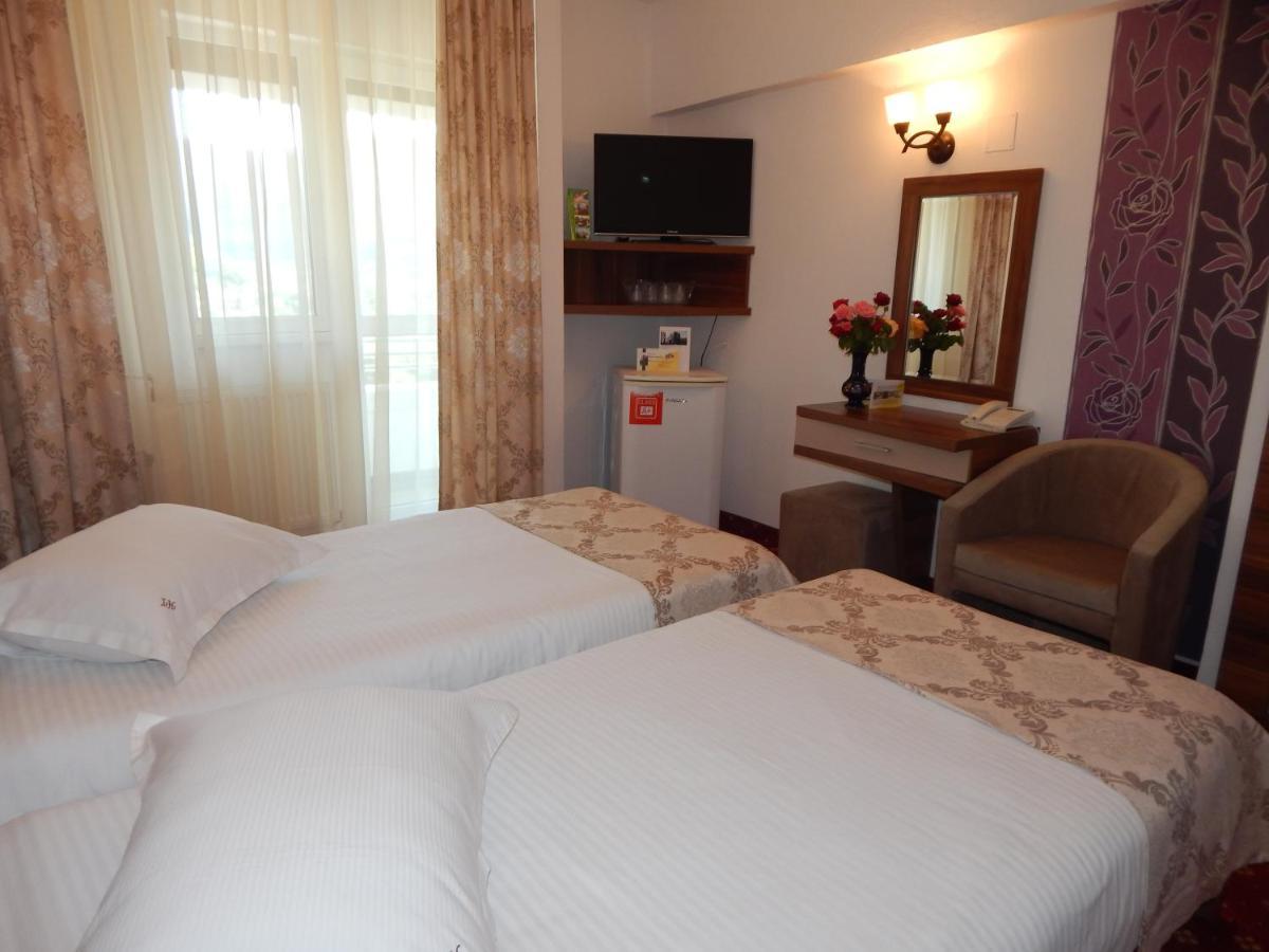 Hotel Traian Caciulata Călimăneşti Buitenkant foto