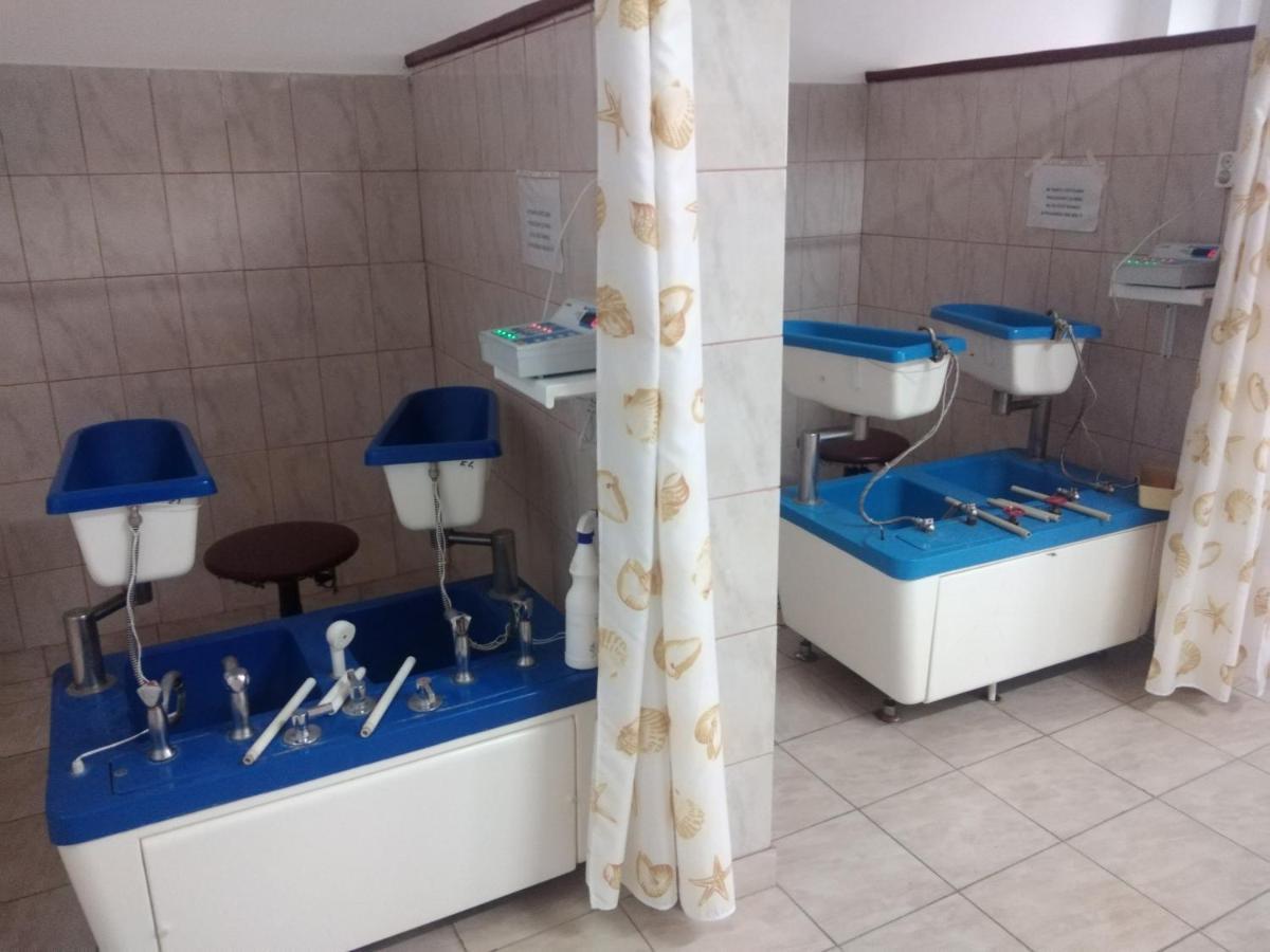 Hotel Traian Caciulata Călimăneşti Buitenkant foto